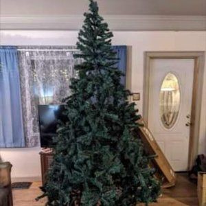 7 ft. Artificial Christmas Tree